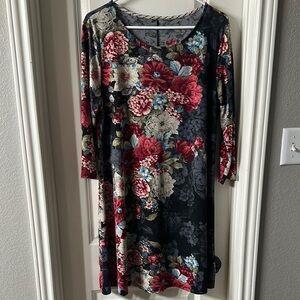 Honey and Lace Red and Pink Sheath Dress V-Neck 3/4 Sleeve